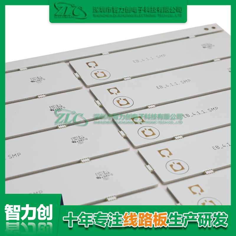 PCB線路板表面覆蓋的白油的作用與優勢 PCB線路板表面覆蓋的白油的作用與優勢